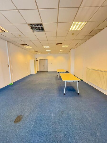 Aviatiei, Dimitrie Pompeiu spatii de birouri/ depozitare la metrou (Pipera)