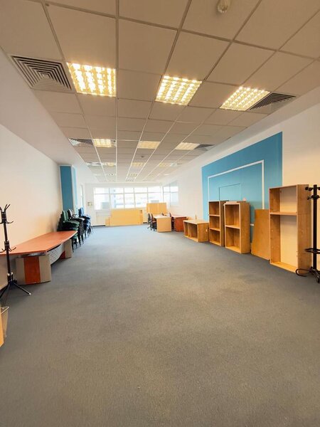 Aviatiei, Dimitrie Pompeiu spatii de birouri/ depozitare la metrou (Pipera)