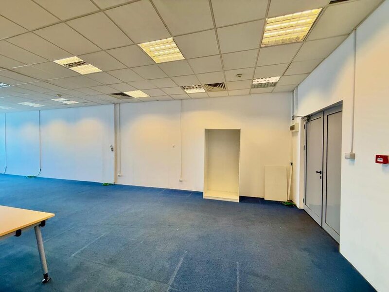 Aviatiei, Dimitrie Pompeiu spatii de birouri/ depozitare la metrou (Pipera)