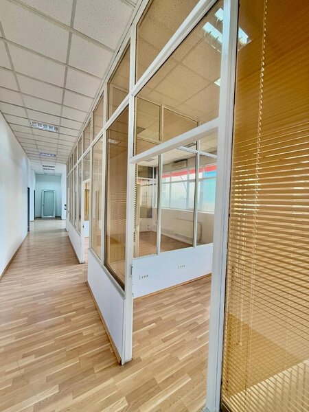 Aviatiei, Dimitrie Pompeiu spatii de birouri/ depozitare la metrou (Pipera)